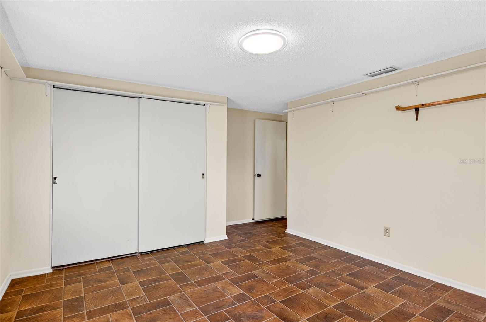 SKEWLEE GARDENS - Residential