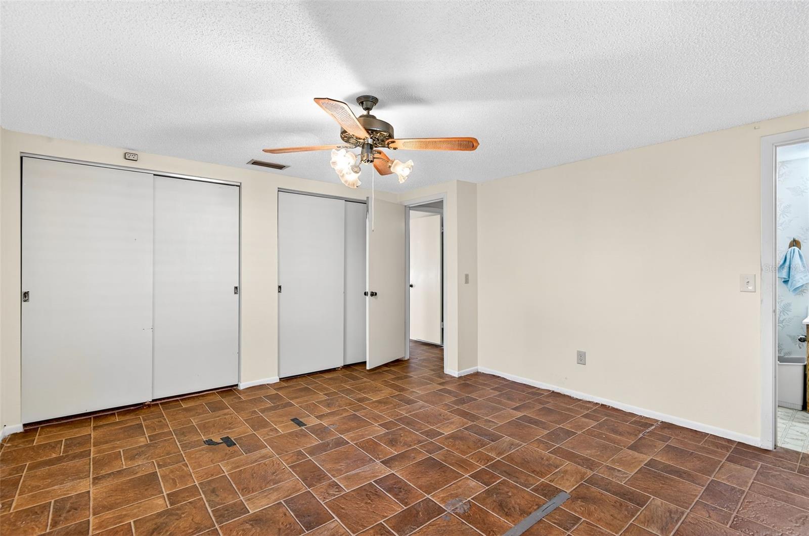 SKEWLEE GARDENS - Residential