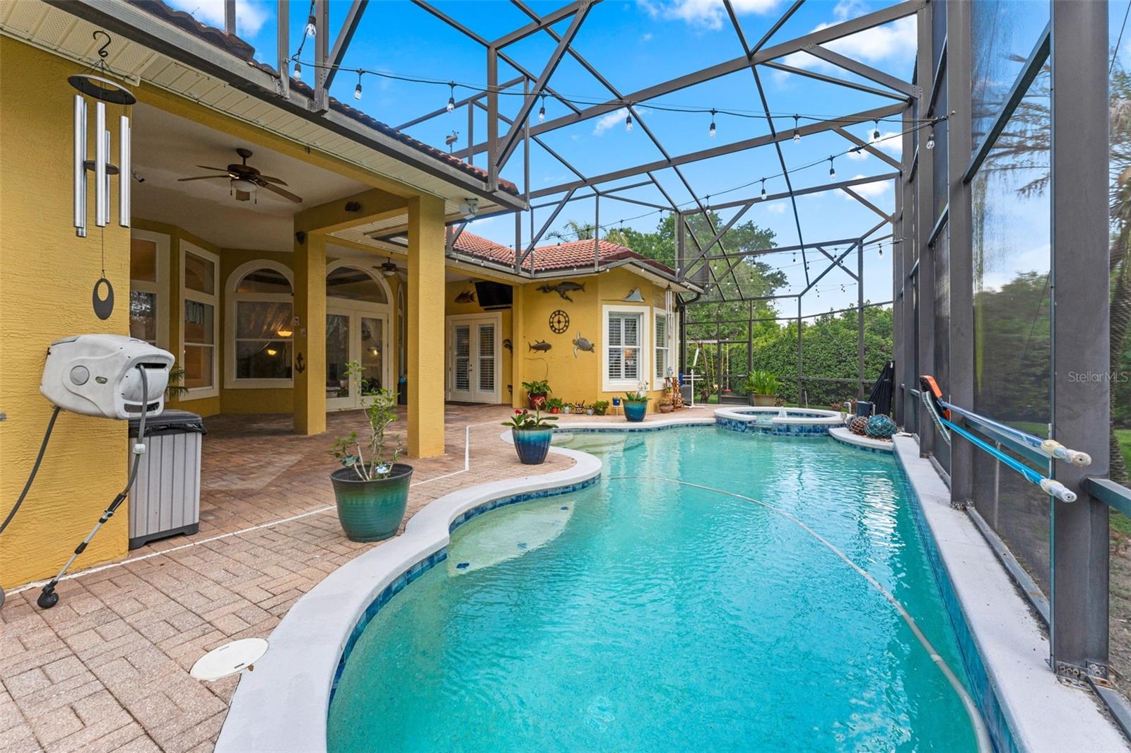 TERRA OAKS - Residential