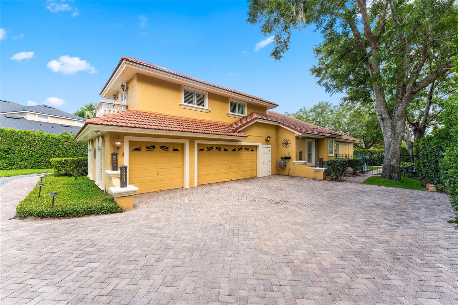 TERRA OAKS - Residential