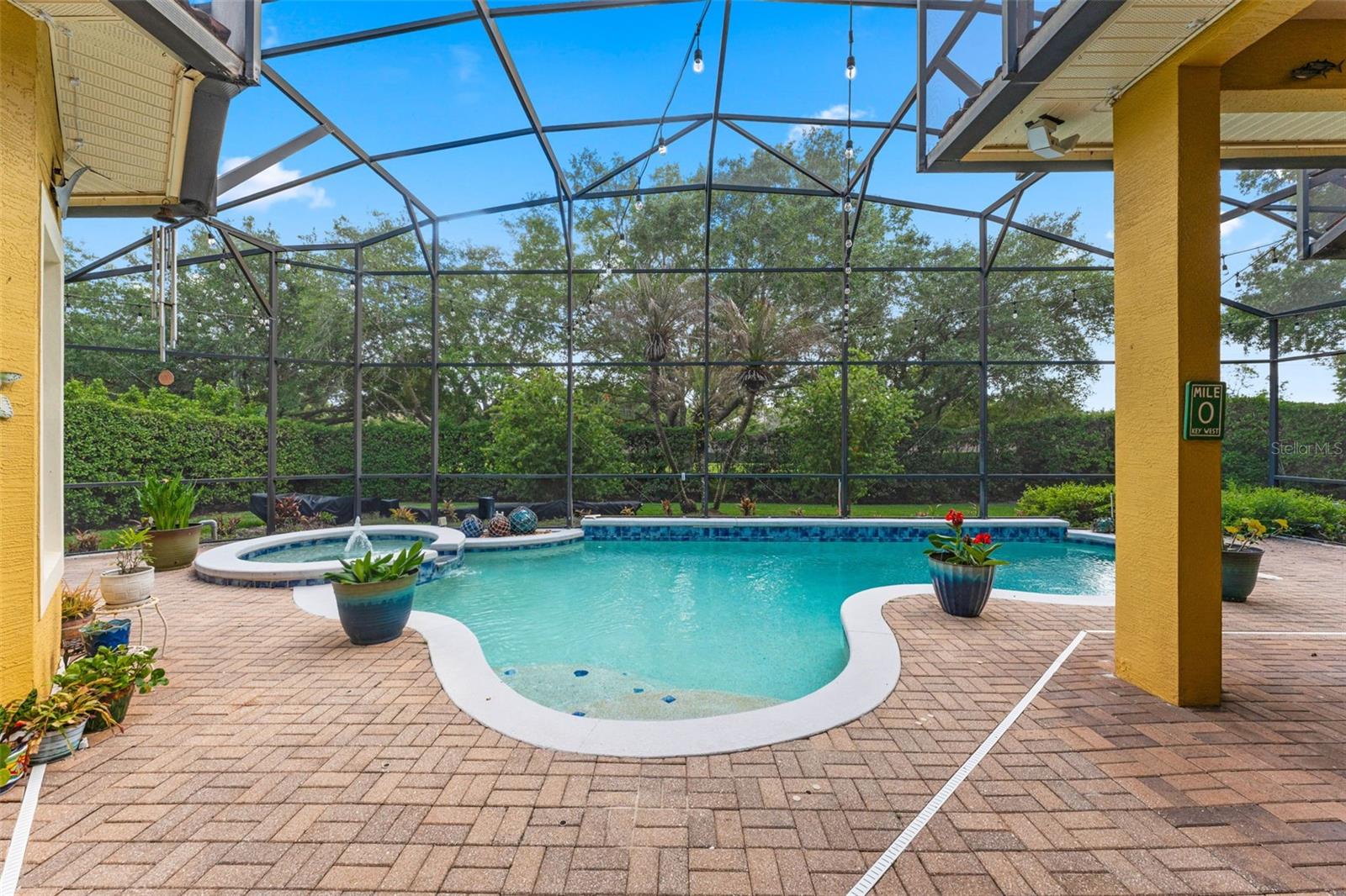 TERRA OAKS - Residential