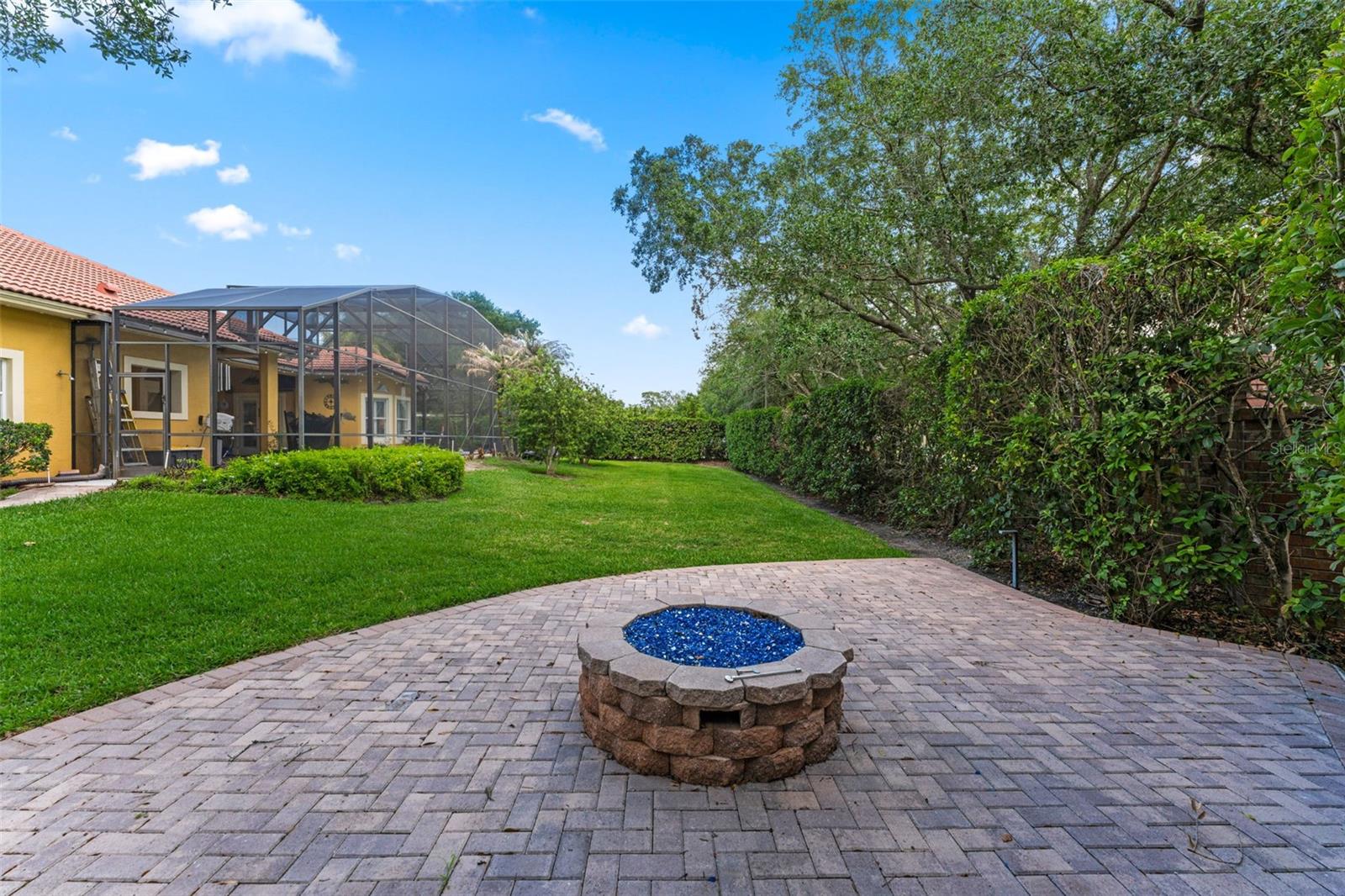 TERRA OAKS - Residential