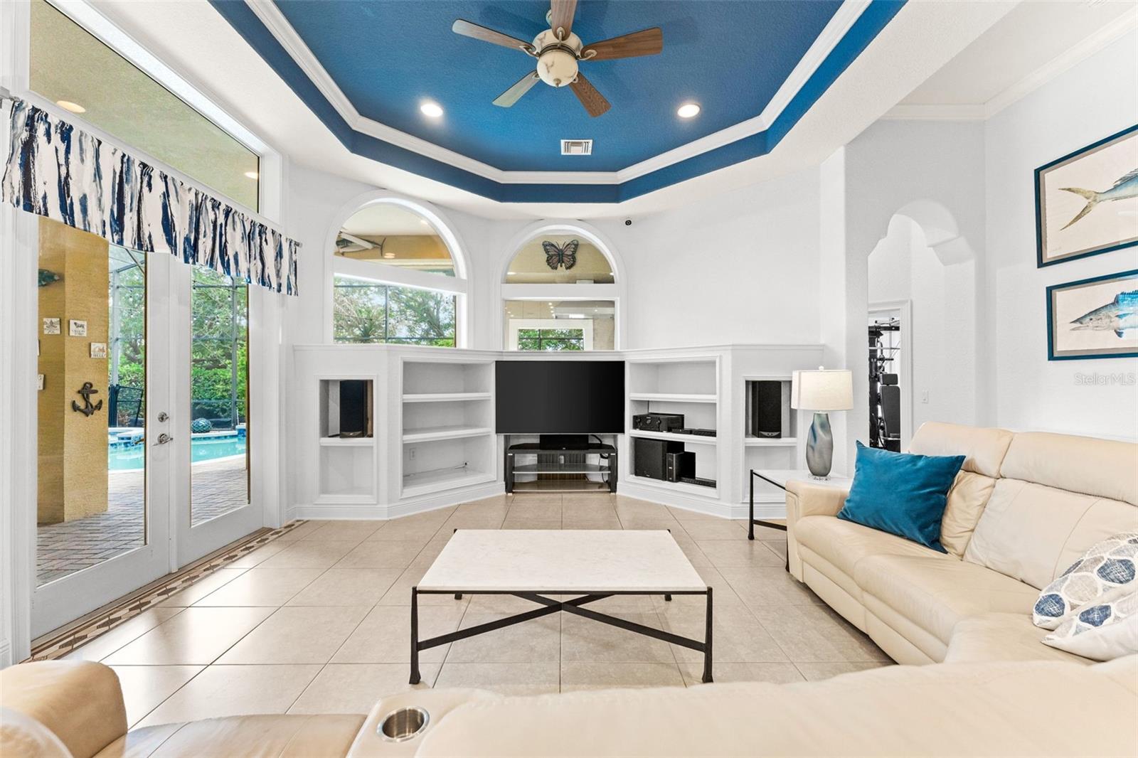 TERRA OAKS - Residential