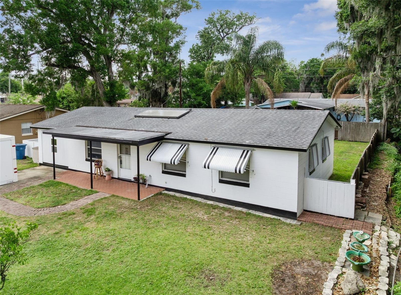 TROPICAL PARK - Residential