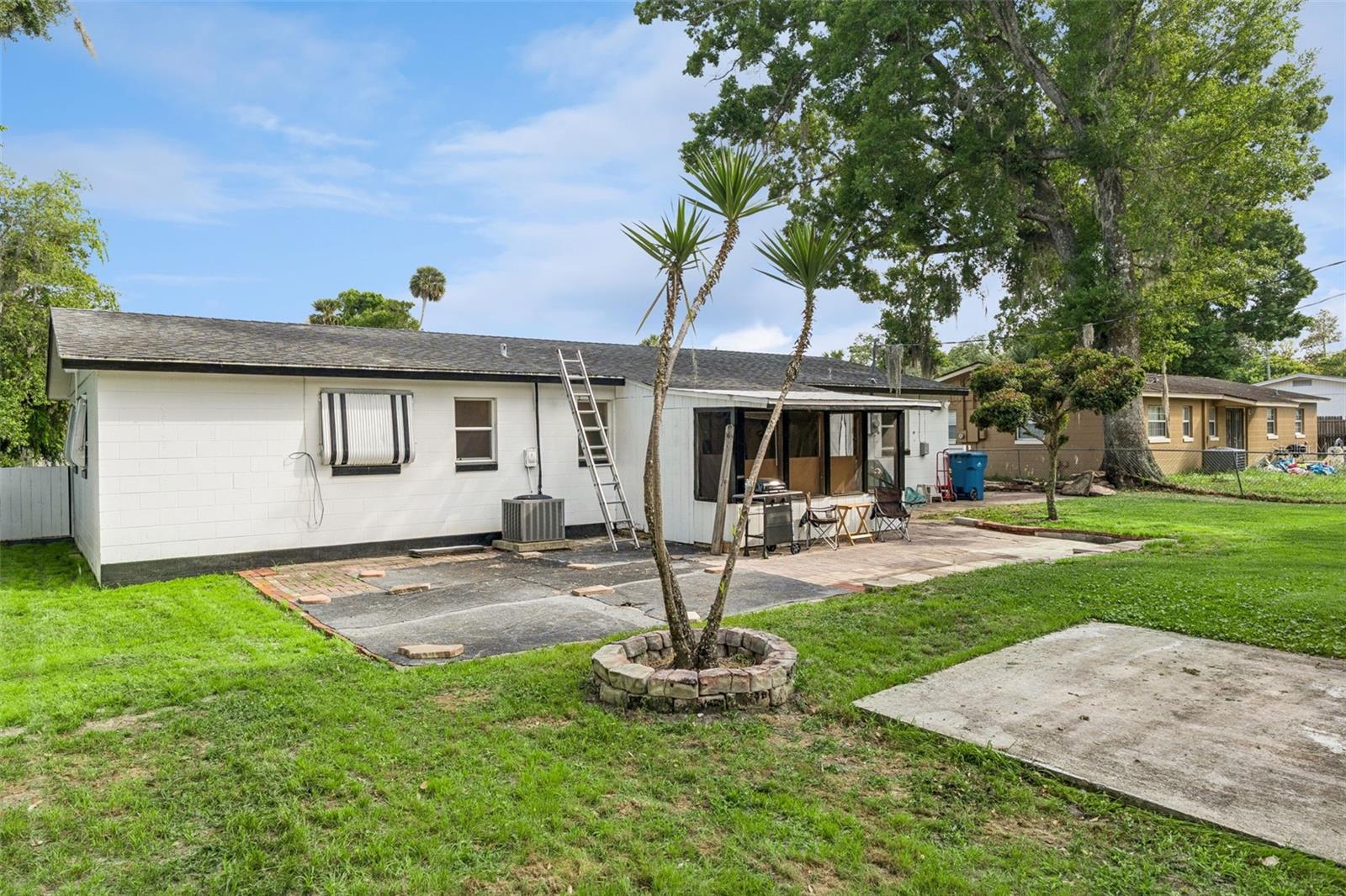 TROPICAL PARK - Residential