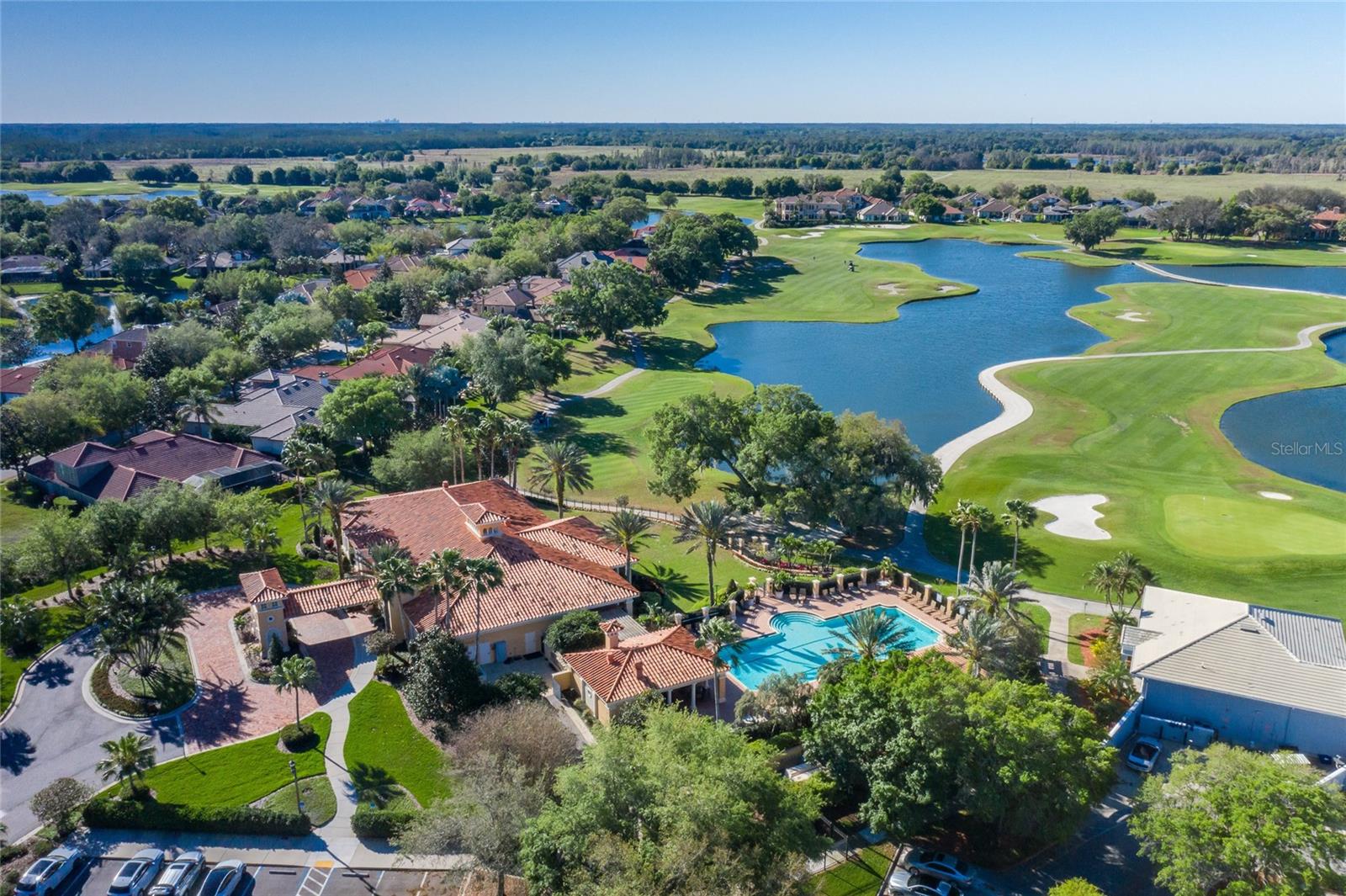 CHAMPIONS CLUB - Residential