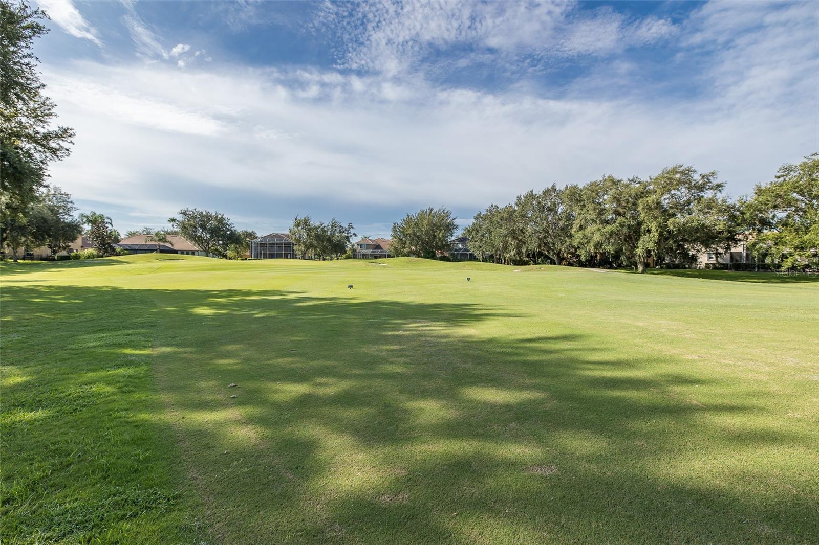CHAMPIONS CLUB - Residential