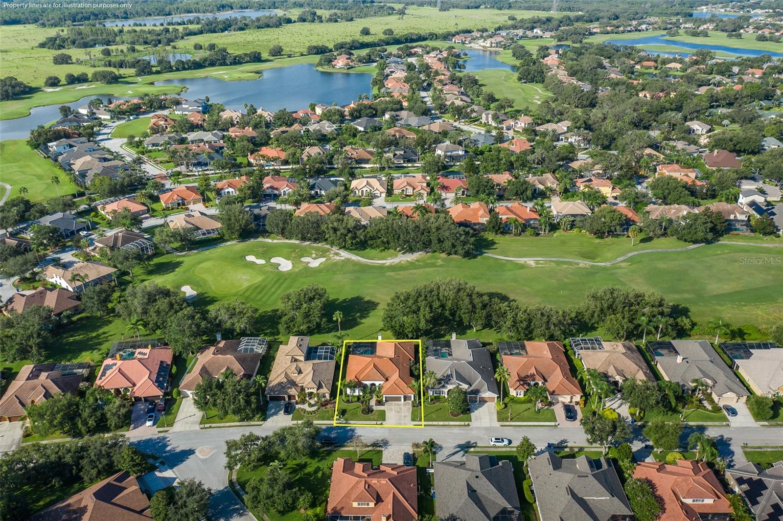CHAMPIONS CLUB - Residential