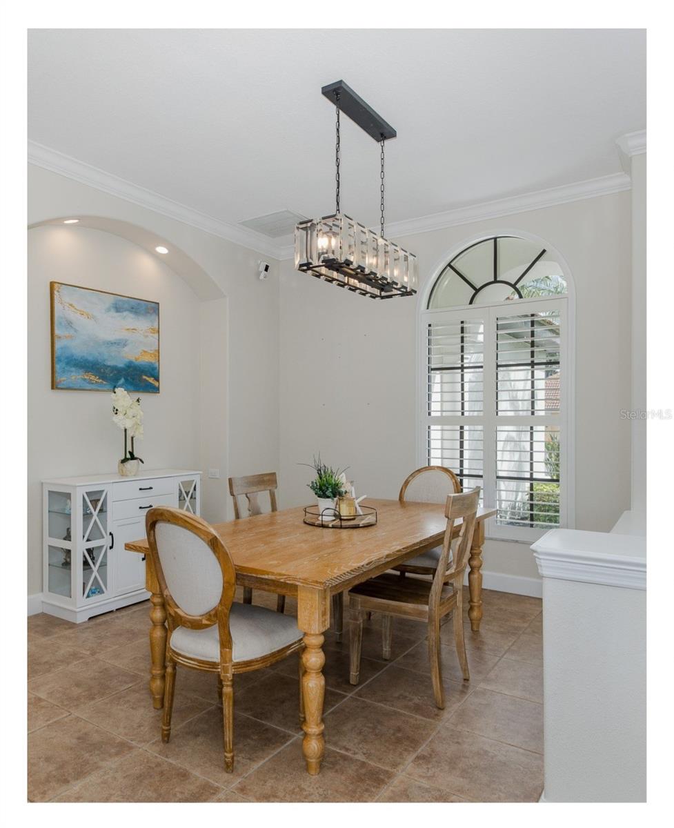 CHAMPIONS CLUB - Residential