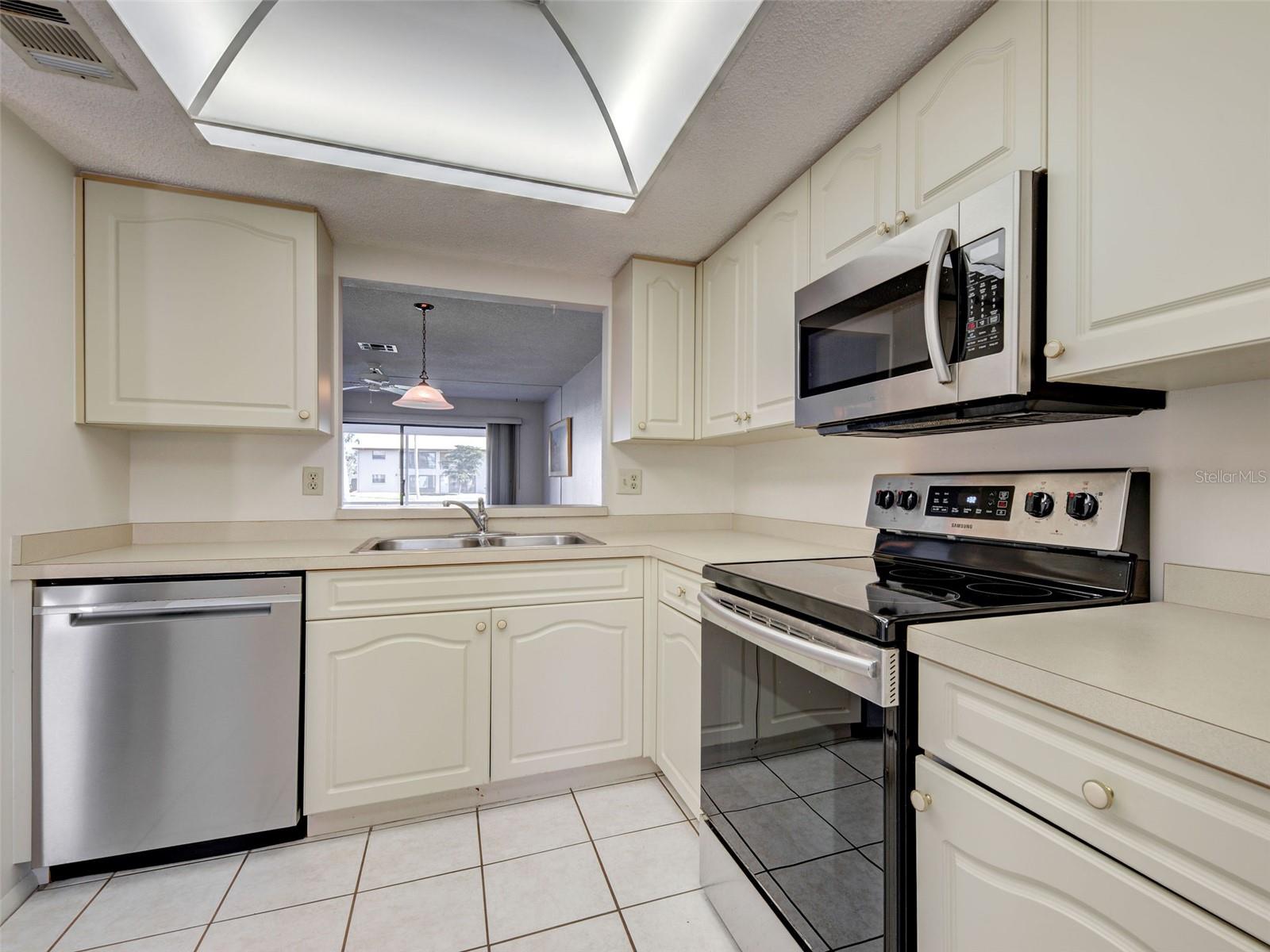 MISSION LAKES - Residential