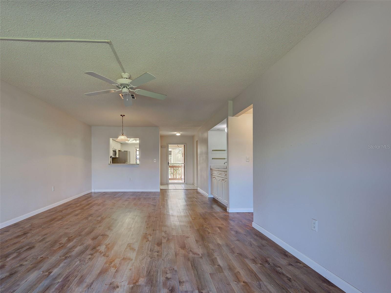 MISSION LAKES - Residential