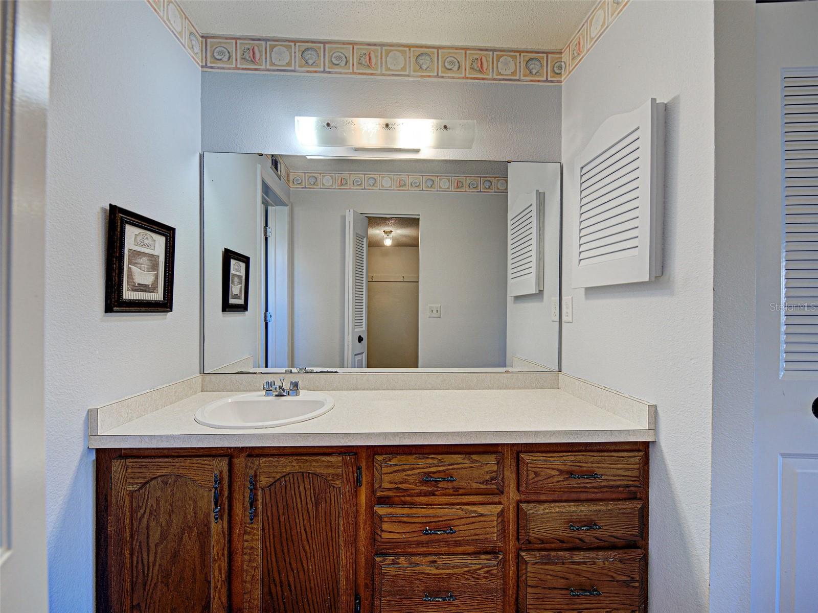 MISSION LAKES - Residential