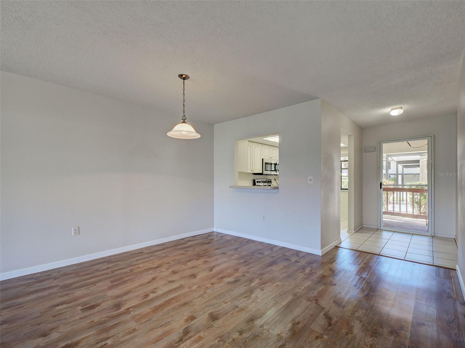 MISSION LAKES - Residential