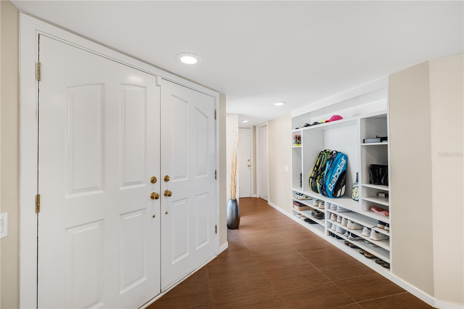 3658 TORREY PINES WAY