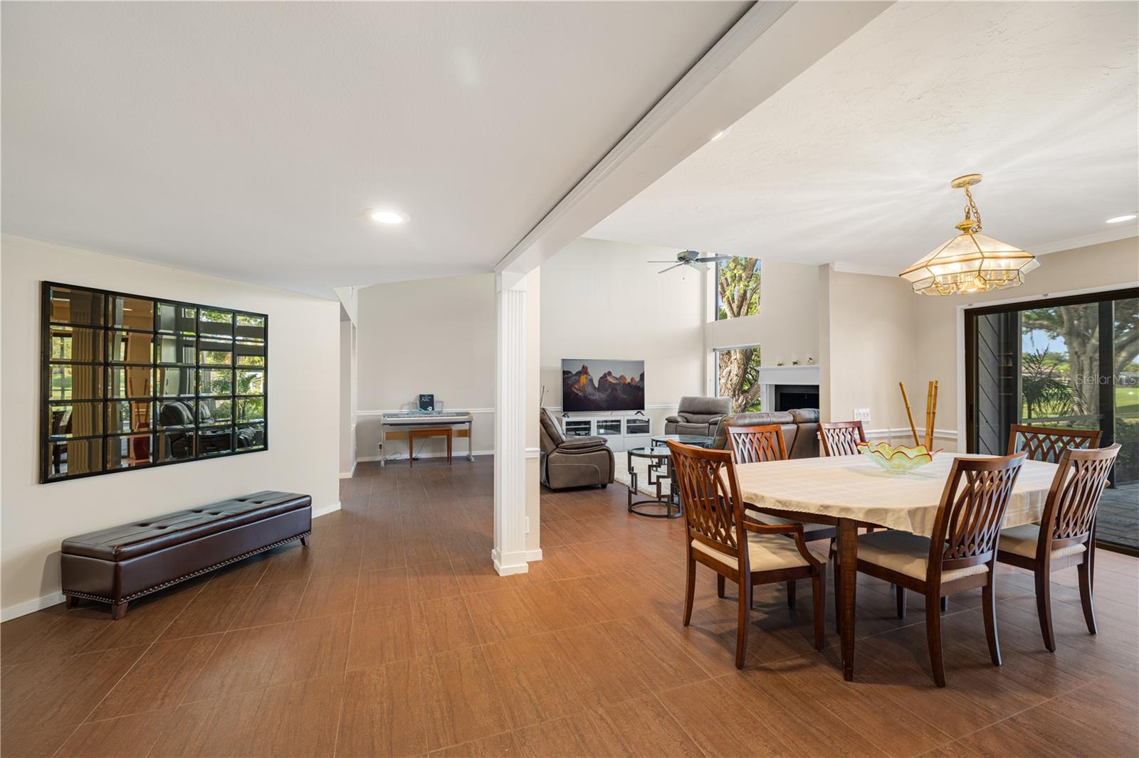 3658 TORREY PINES WAY