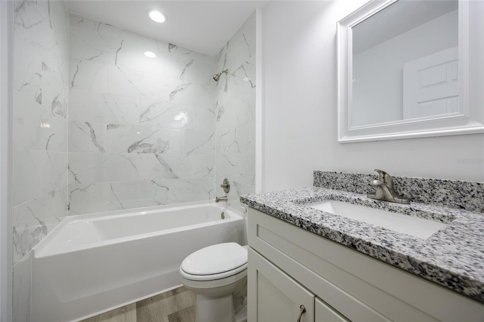 WILLISTON HYLNDS GOLF & C CLUB ESTATE - Residential