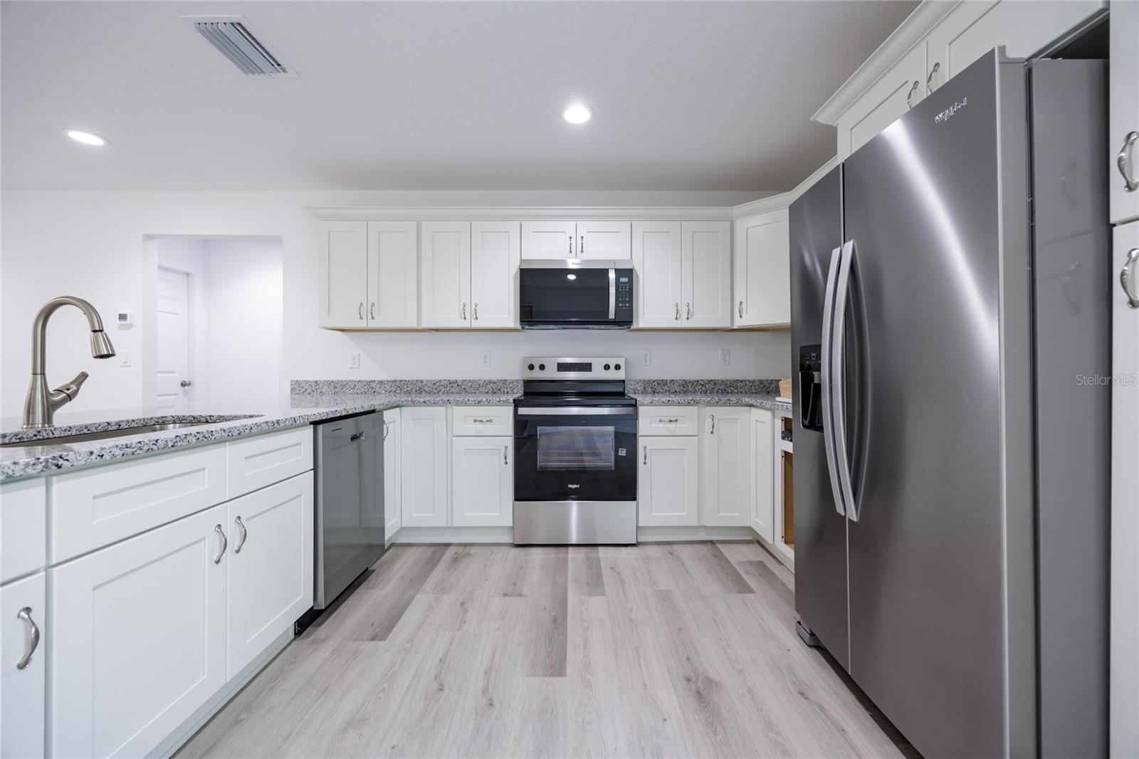 WILLISTON HYLNDS GOLF & C CLUB ESTATE - Residential