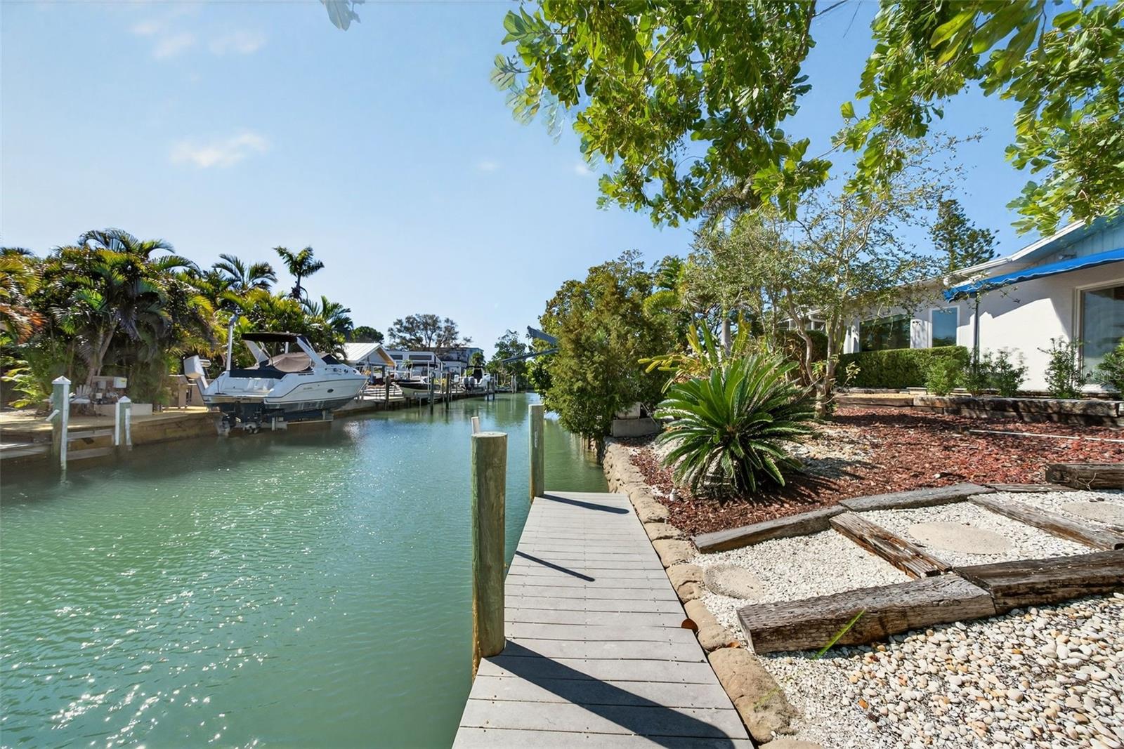 SLEEPY LAGOON PARK - Residential