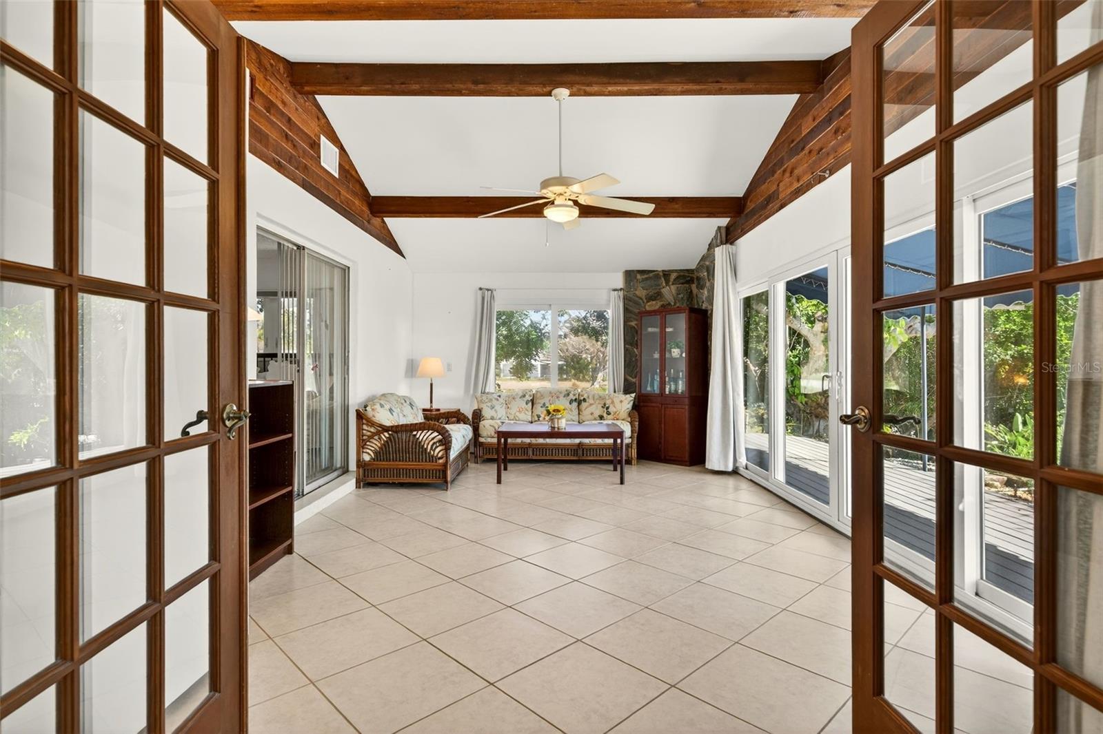 SLEEPY LAGOON PARK - Residential