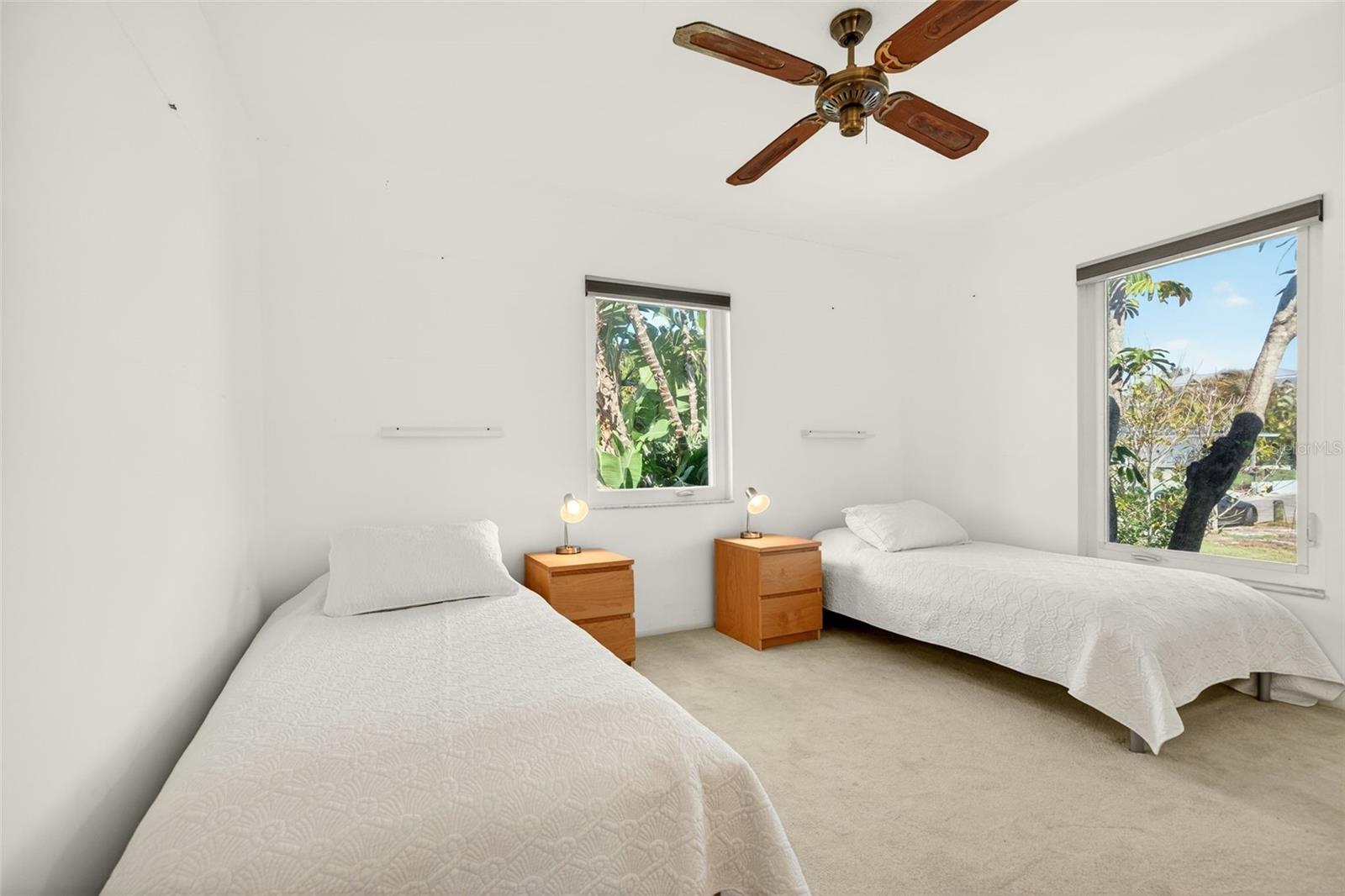 SLEEPY LAGOON PARK - Residential