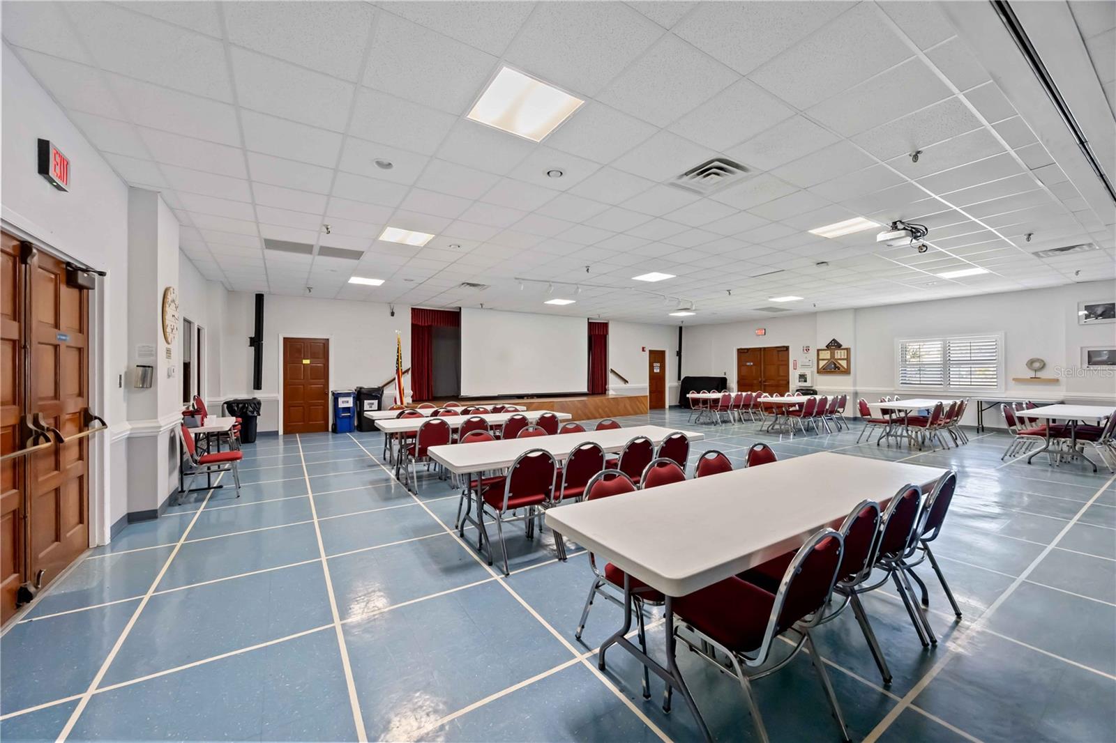 ALAMEDA ISLES - Residential