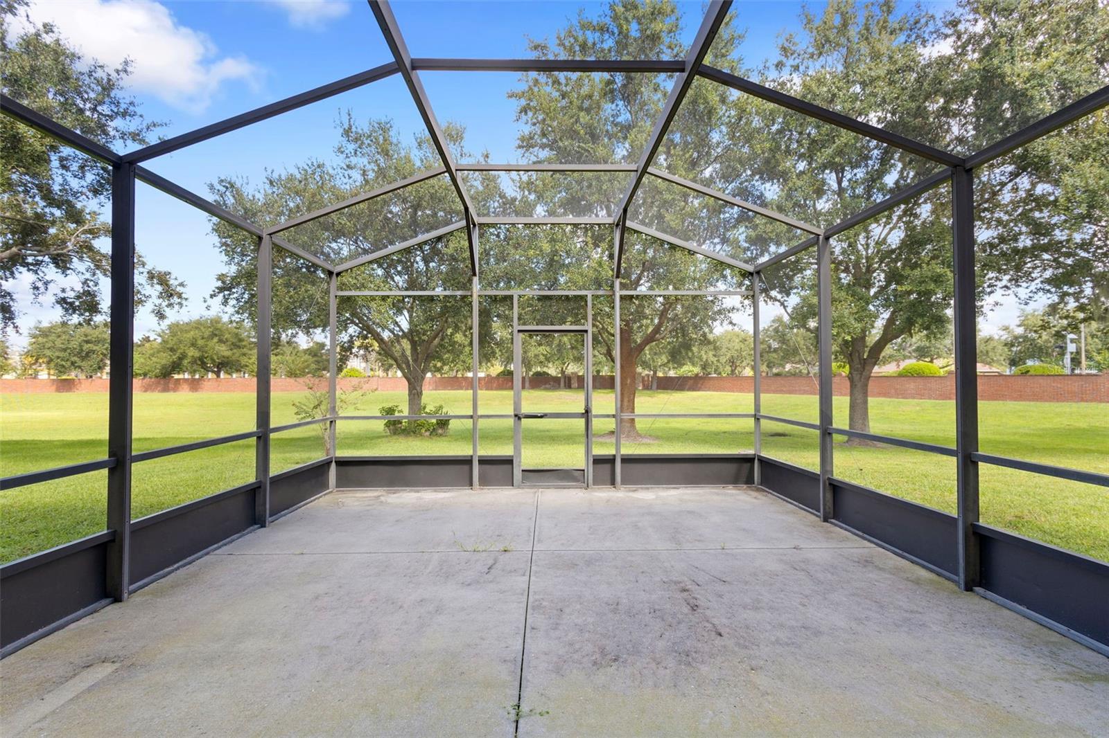 GROVE PK/STONE CREST A-E - Residential Lease
