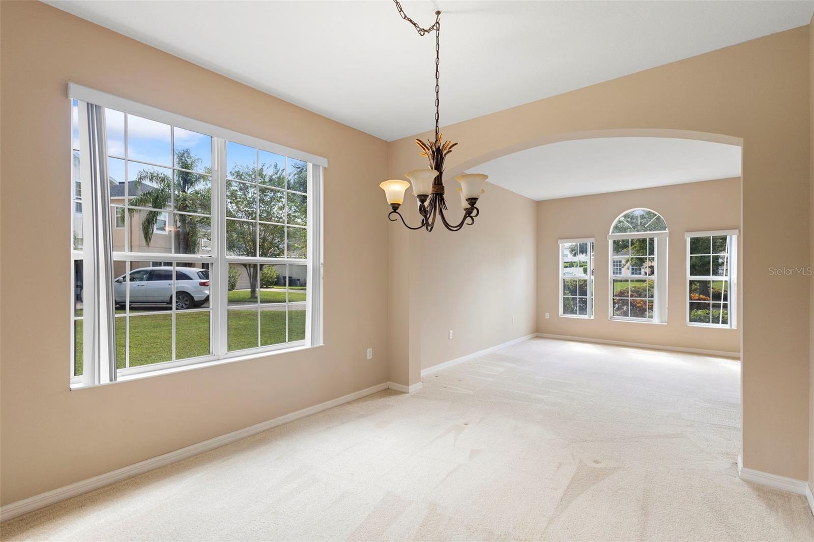 GROVE PK/STONE CREST A-E - Residential Lease