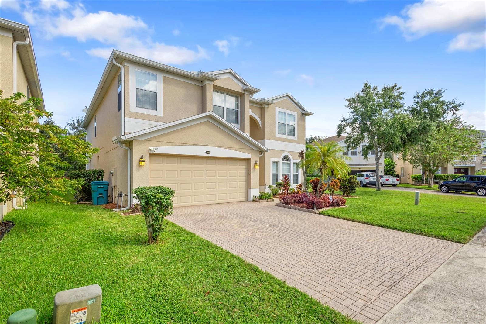 GROVE PK/STONE CREST A-E - Residential Lease