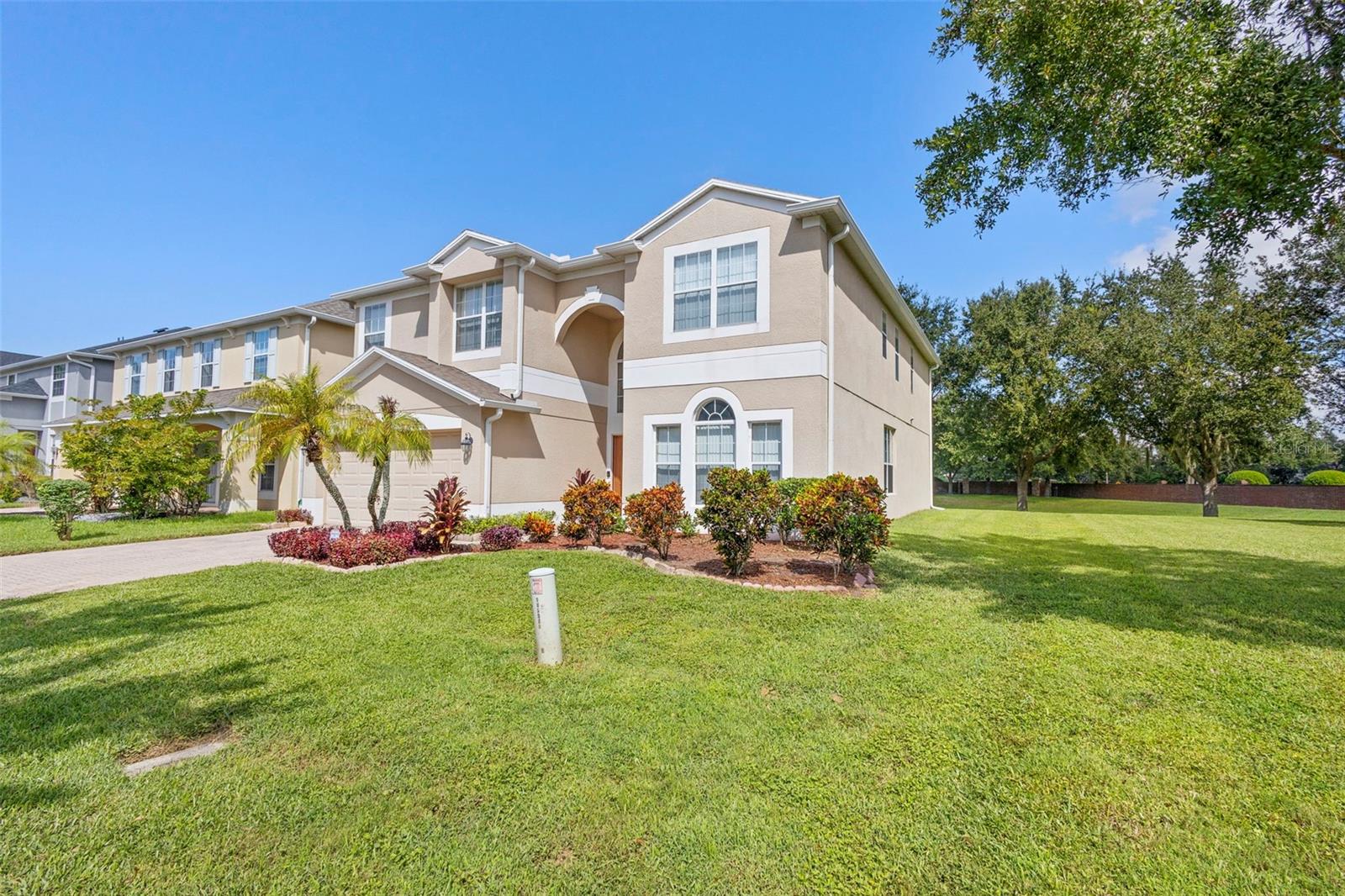 GROVE PK/STONE CREST A-E - Residential Lease