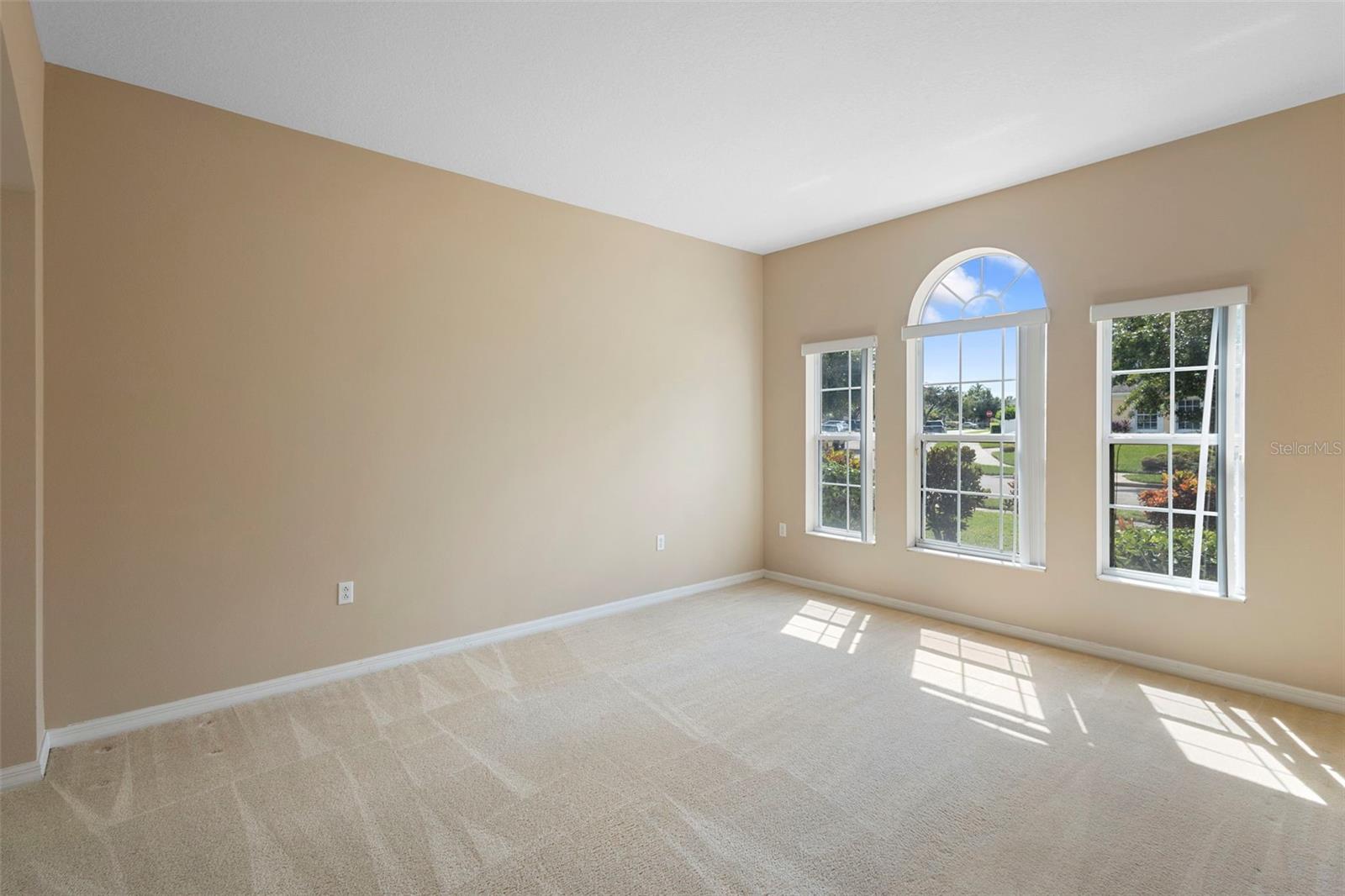 GROVE PK/STONE CREST A-E - Residential Lease