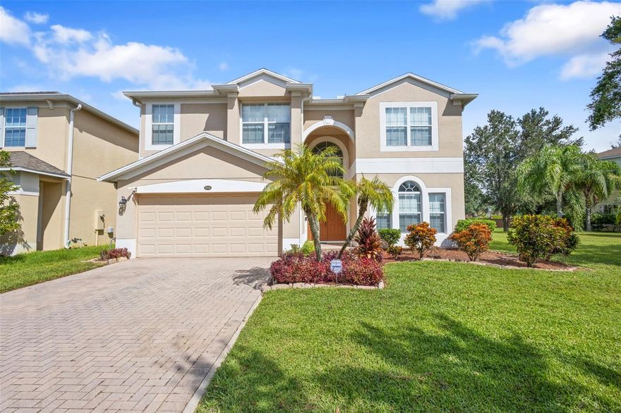 Welcome to your new home in Winter Garden! This spacious 5-bedroom, 3-bath home is designed for comfort and convenience. With a versatile layout that includes two living rooms, a formal dining room, and a large upstairs loft, there’s plenty of room for everyone to spread out.
The kitchen and main living areas feature tile flooring, while the bedrooms and loft have plush carpet for a cozy feel. One bedroom and full bath are located downstairs—perfect for guests—while the rest of the bedrooms are upstairs. The primary suite is a true retreat, boasting a bathroom with split vanities, a private toilet room, a separate shower, and a closet so large it feels like its own bedroom.
Step outside to a huge screened patio overlooking a massive lot—ideal for relaxing or entertaining. Plus, lawn care is included in the rent for easy living. Sitting on a quiet cul-de-sac, this home offers peace, privacy, and less traffic.
With a downstairs laundry room, humongous closets throughout, and an unbeatable location, this Winter Garden gem has it all!