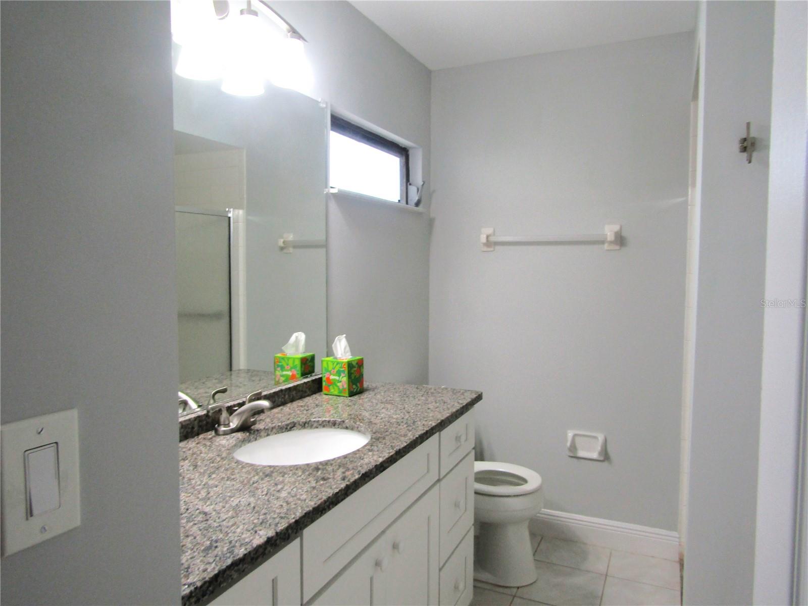 MEADOWLAKE II - Residential Lease