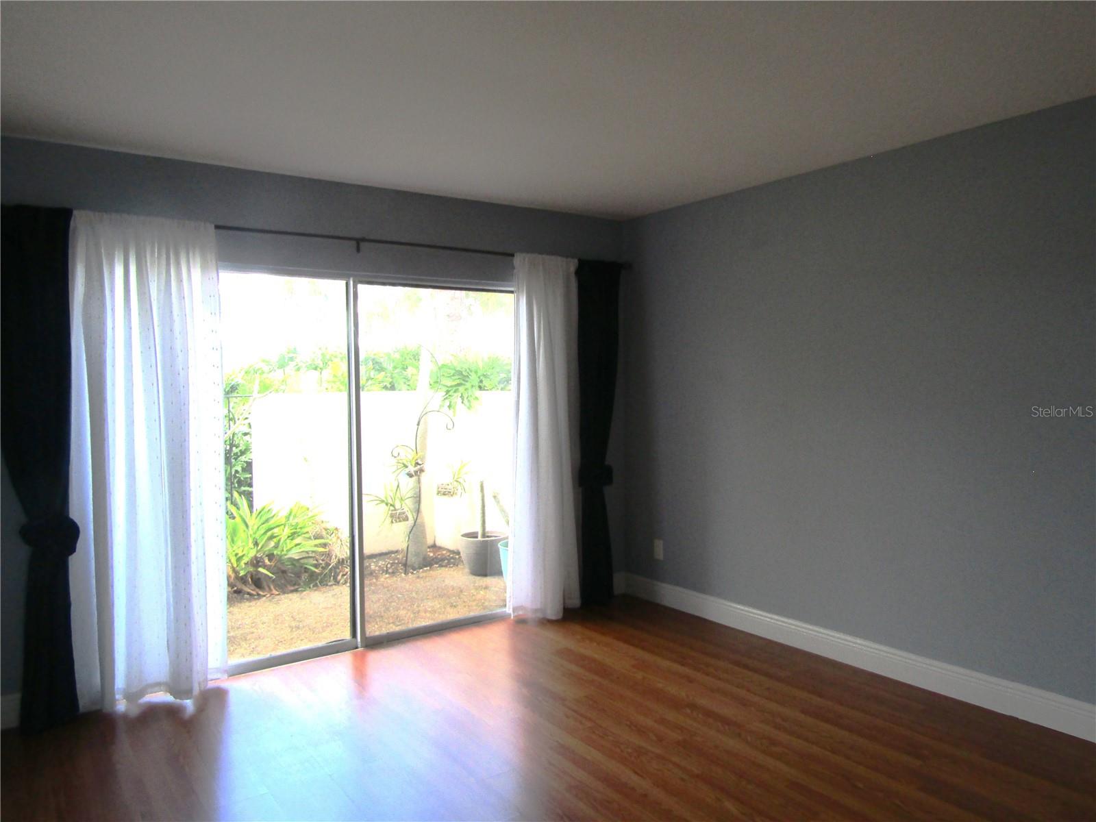 MEADOWLAKE II - Residential Lease