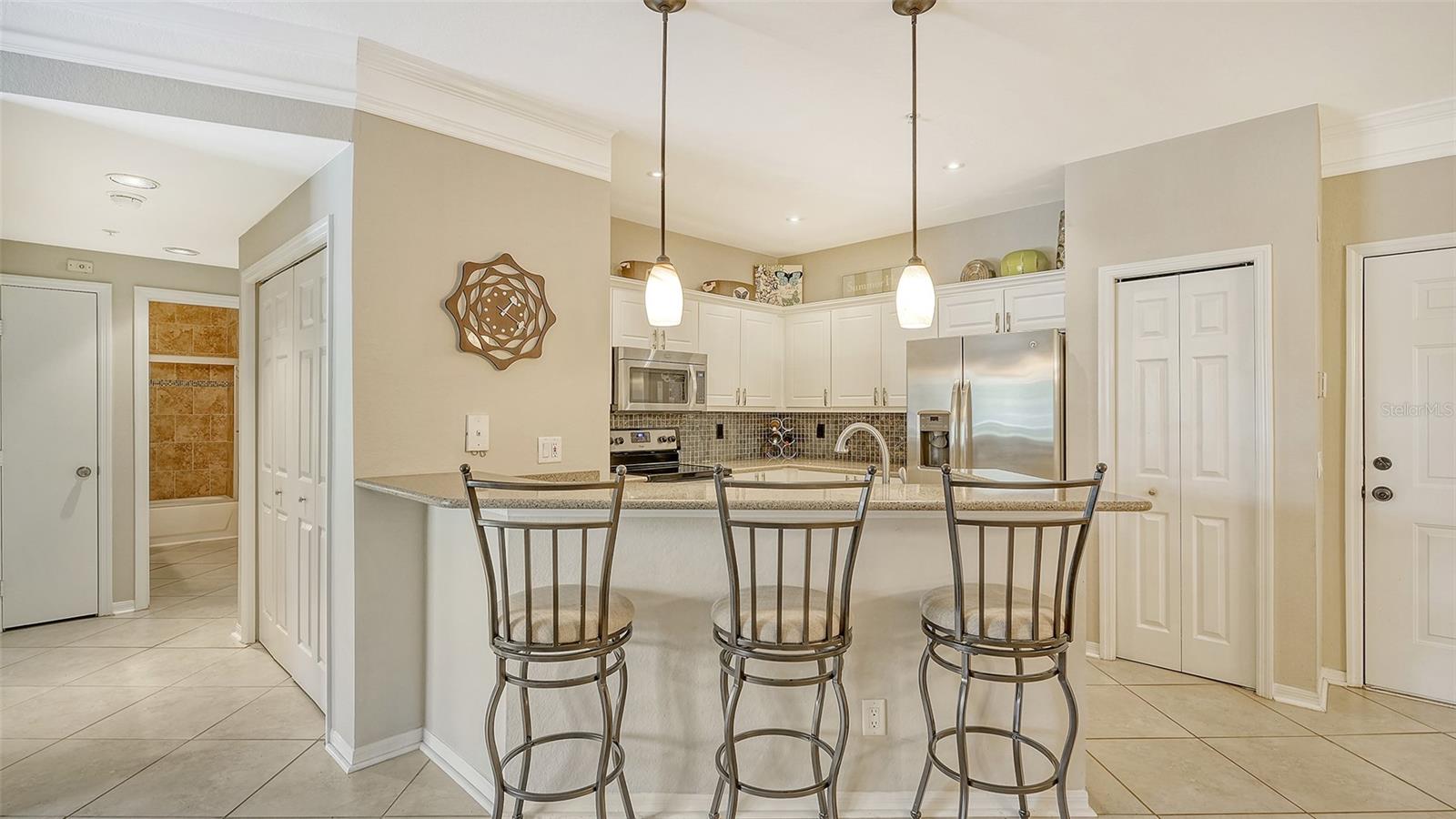 5160 NORTHRIDGE ROAD 212