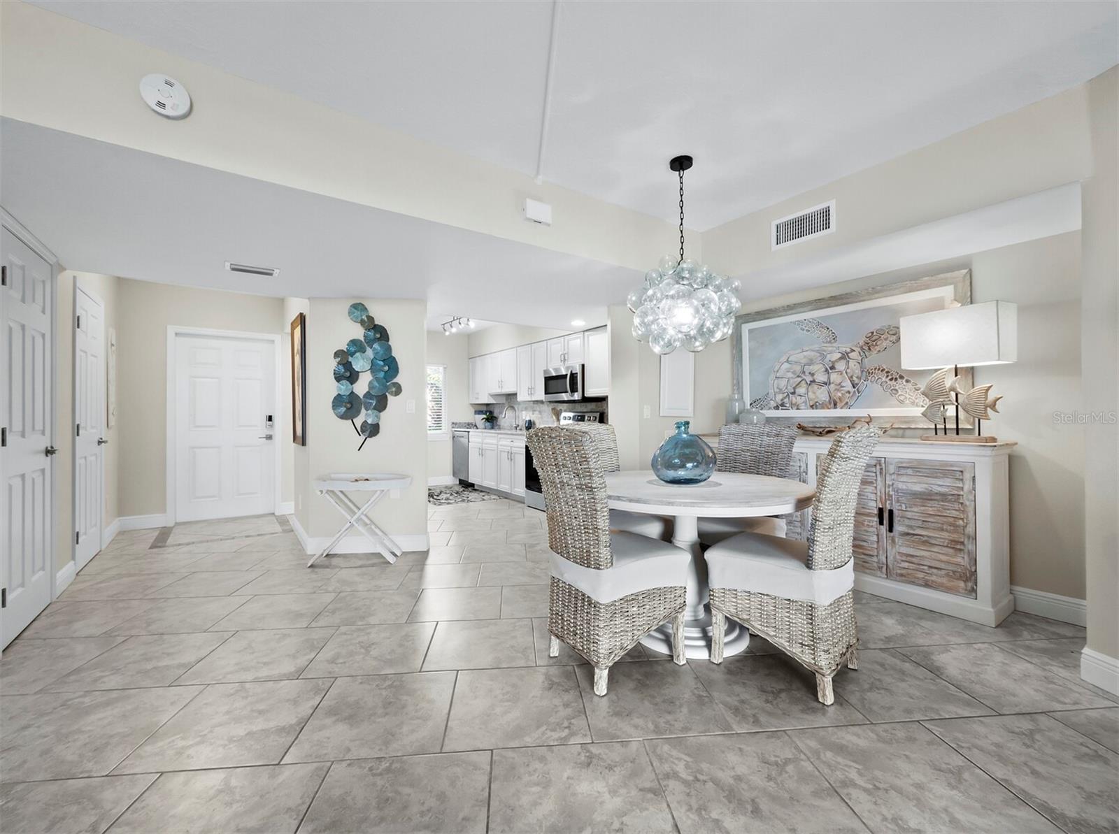 WESTCHESTER APTS - Residential