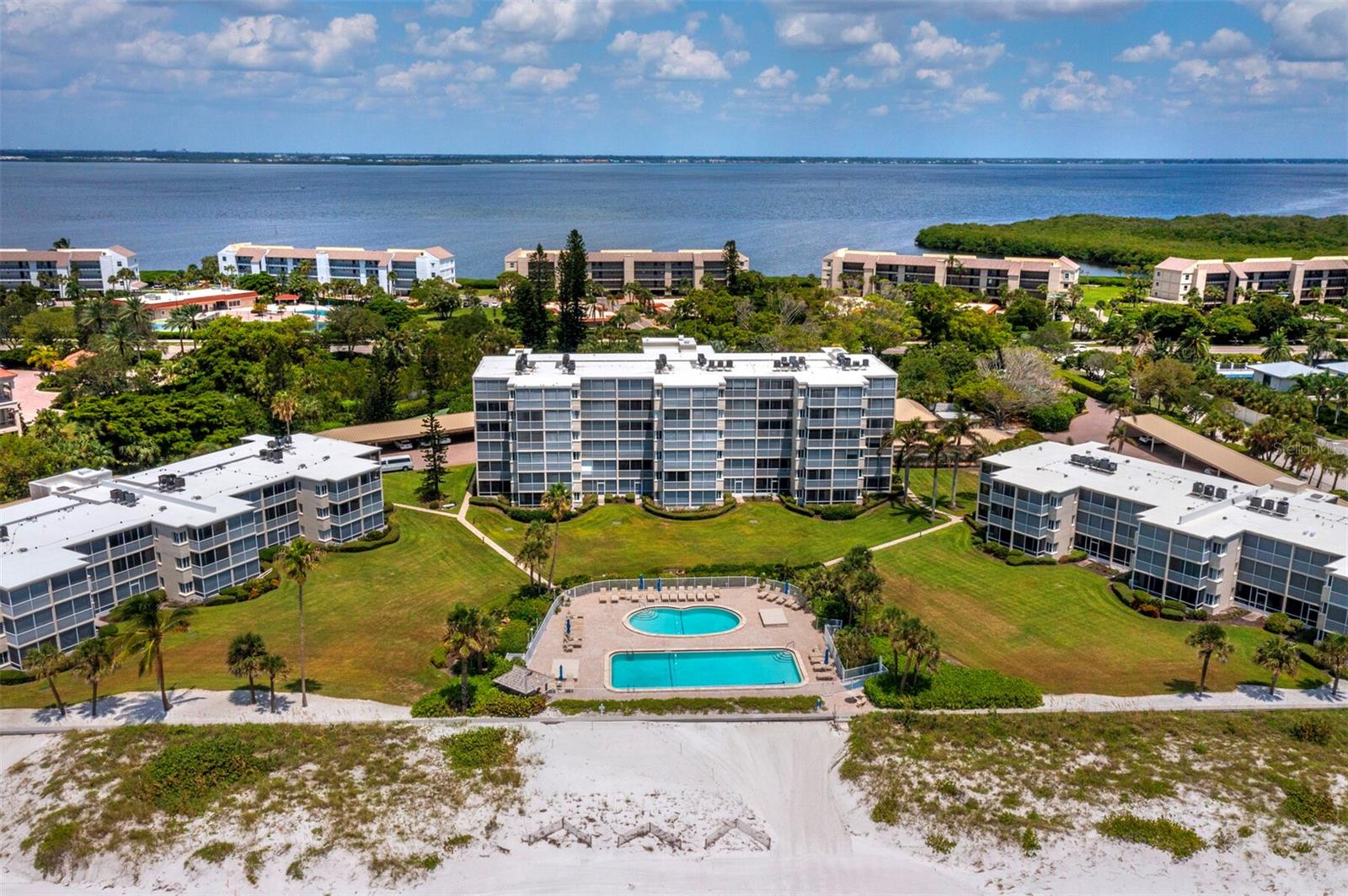 WESTCHESTER APTS - Residential
