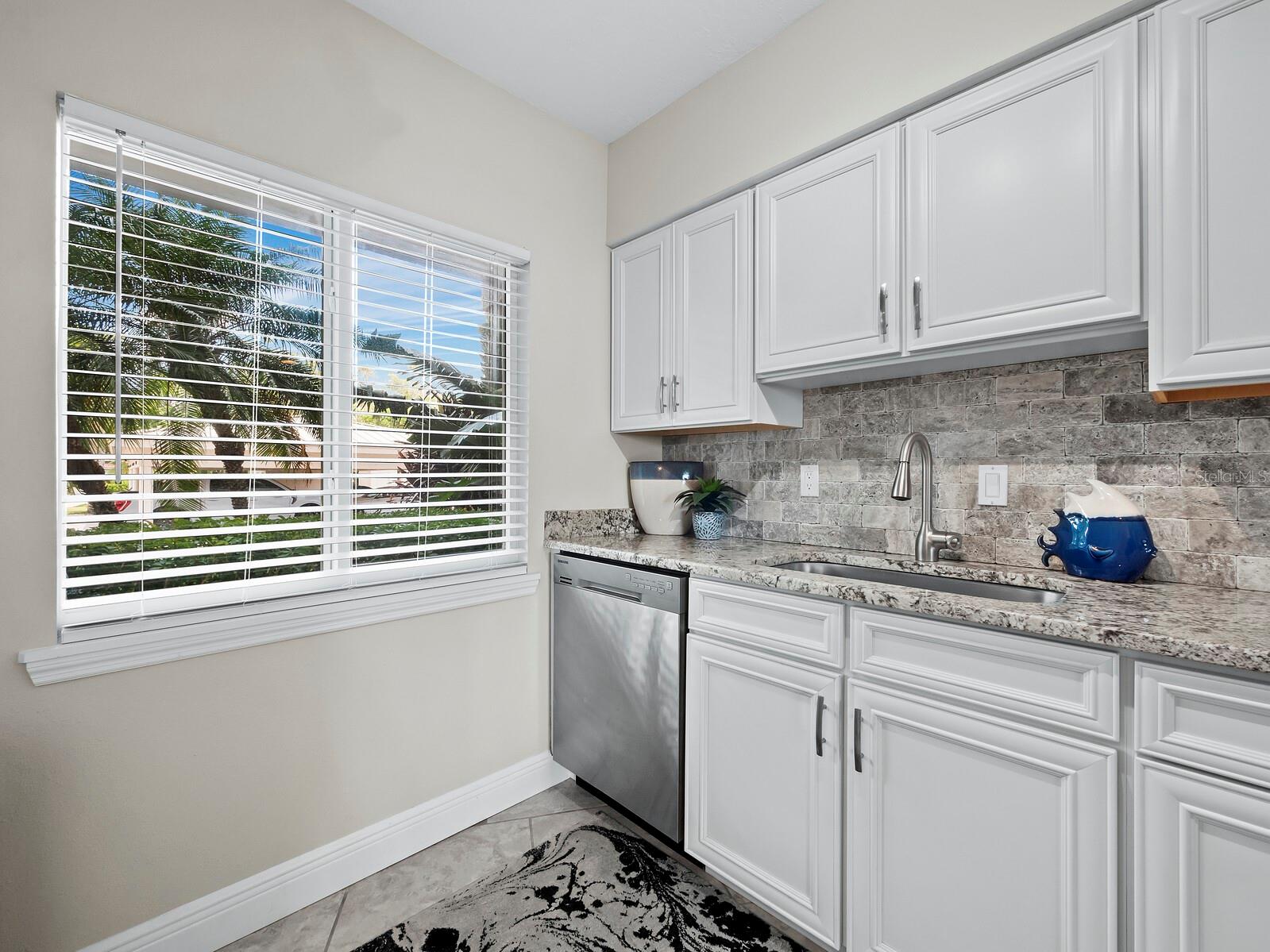 WESTCHESTER APTS - Residential