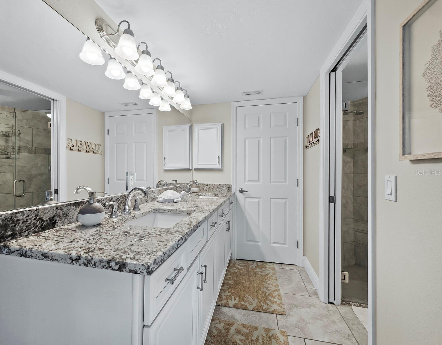 WESTCHESTER APTS - Residential