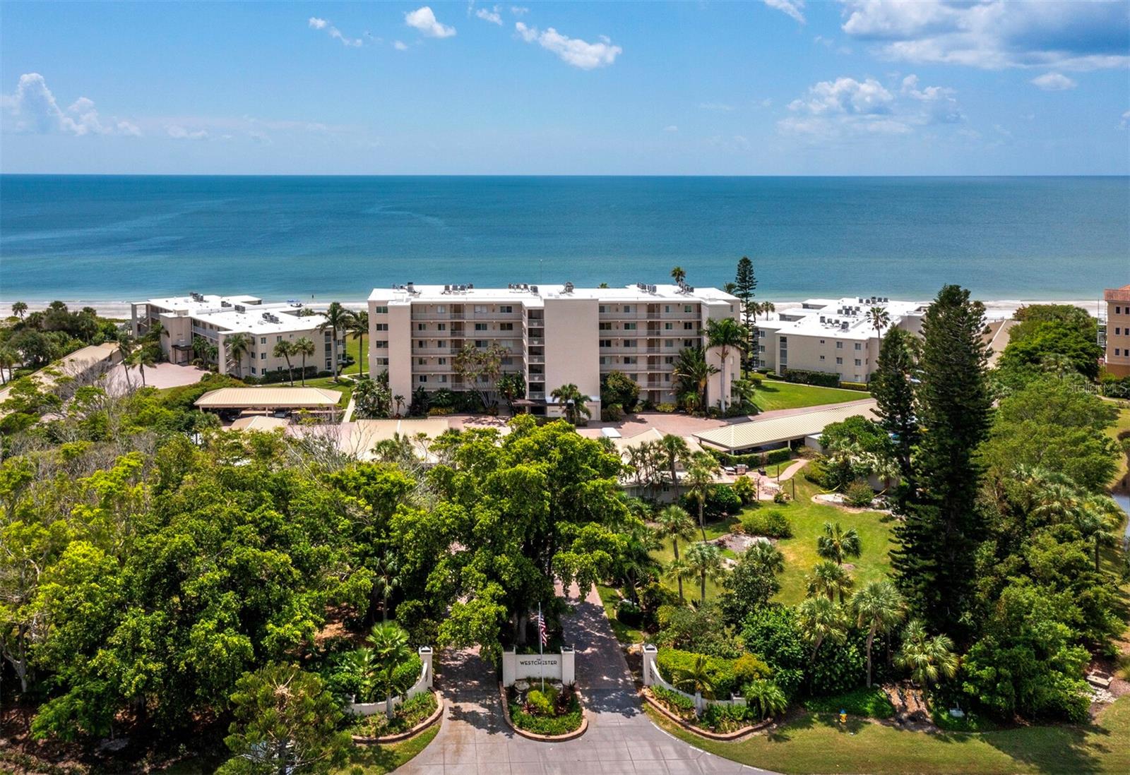 WESTCHESTER APTS - Residential