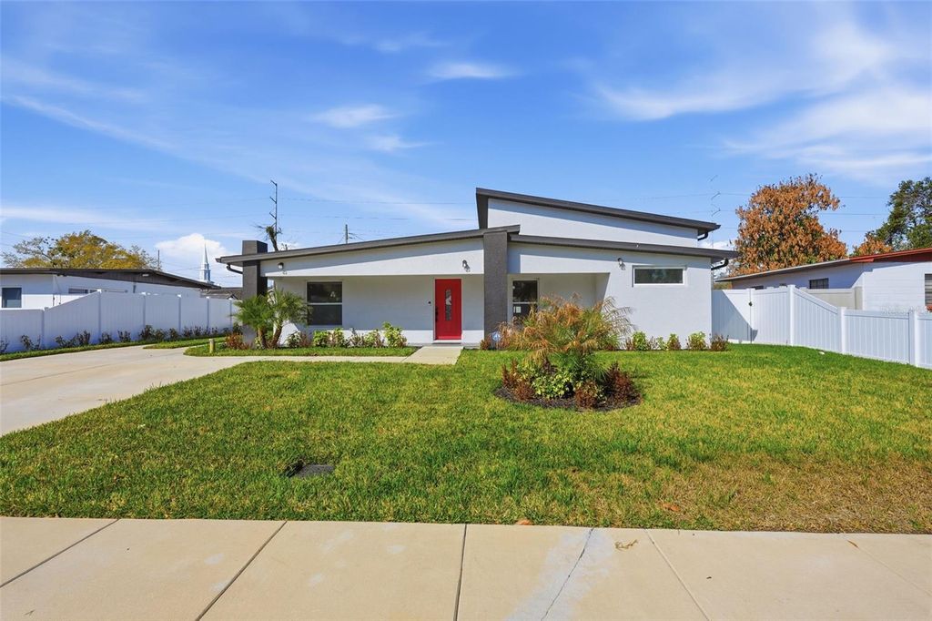 Photo of 10104 N Dartmouth Avenue, Tampa, FL 33612 (MLS # TB8481926)