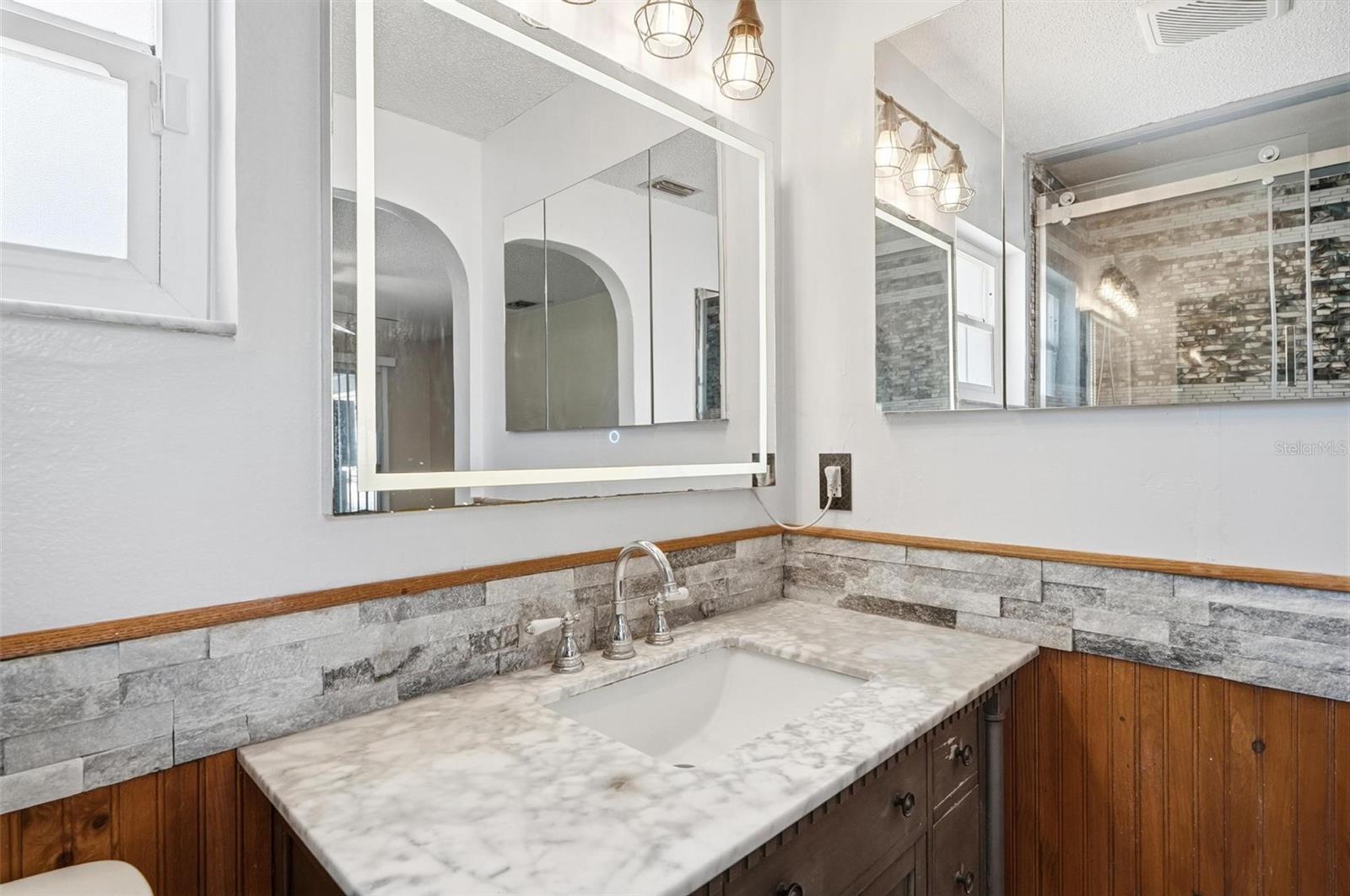 DELTONA LAKES UNIT 05 - Residential