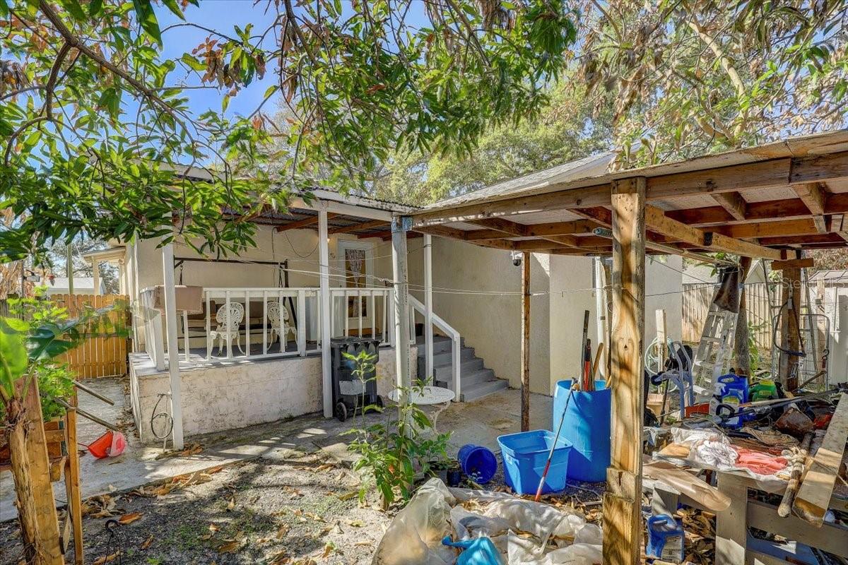 CAUSEWAY MANOR - Residential