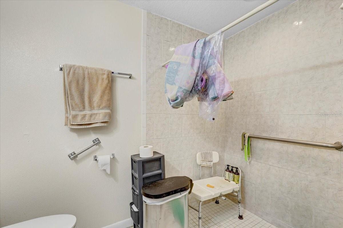 CAUSEWAY MANOR - Residential