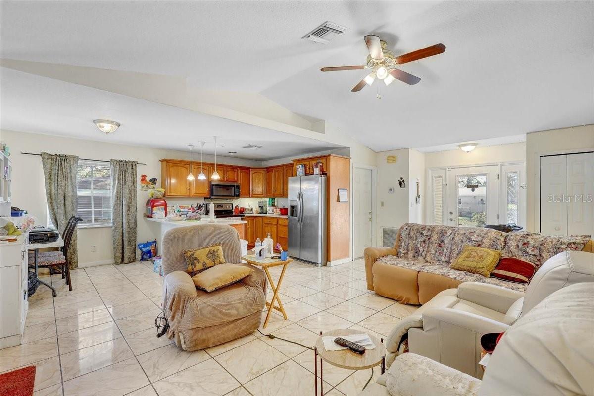 CAUSEWAY MANOR - Residential