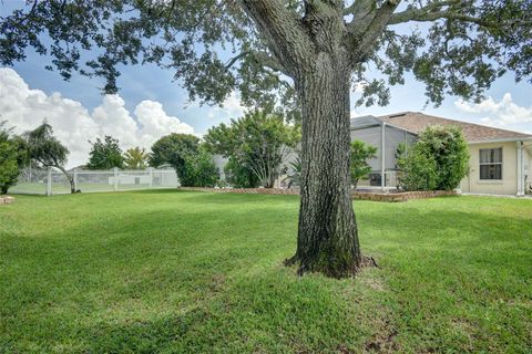 A home in AUBURNDALE