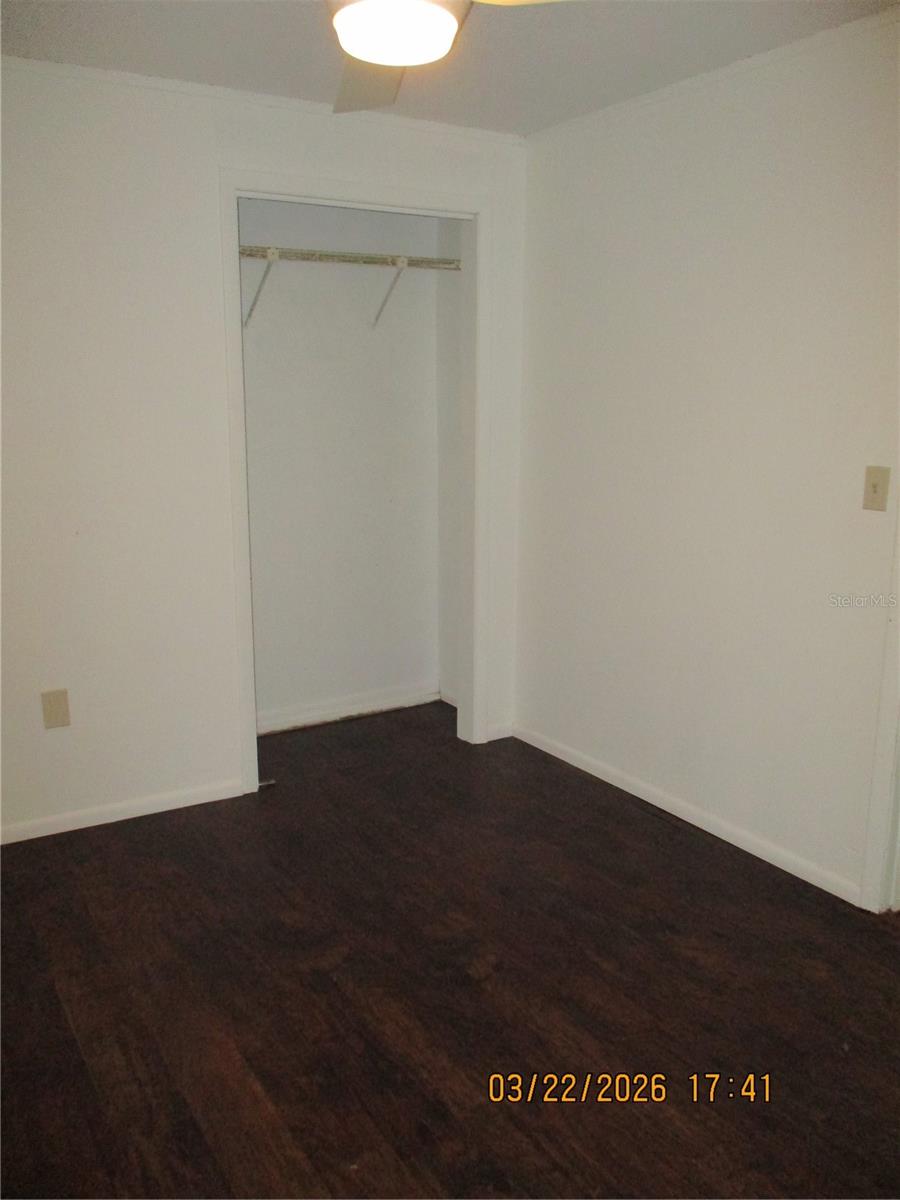 VIVA VILLAS 1ST ADD PHASE 1PB 15 PGS 130-131 LOT 1 - Residential