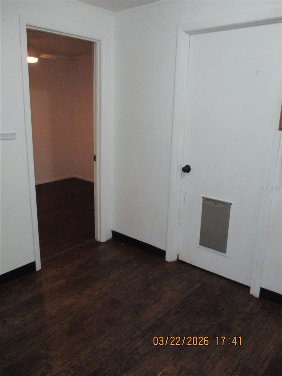 VIVA VILLAS 1ST ADD PHASE 1PB 15 PGS 130-131 LOT 1 - Residential