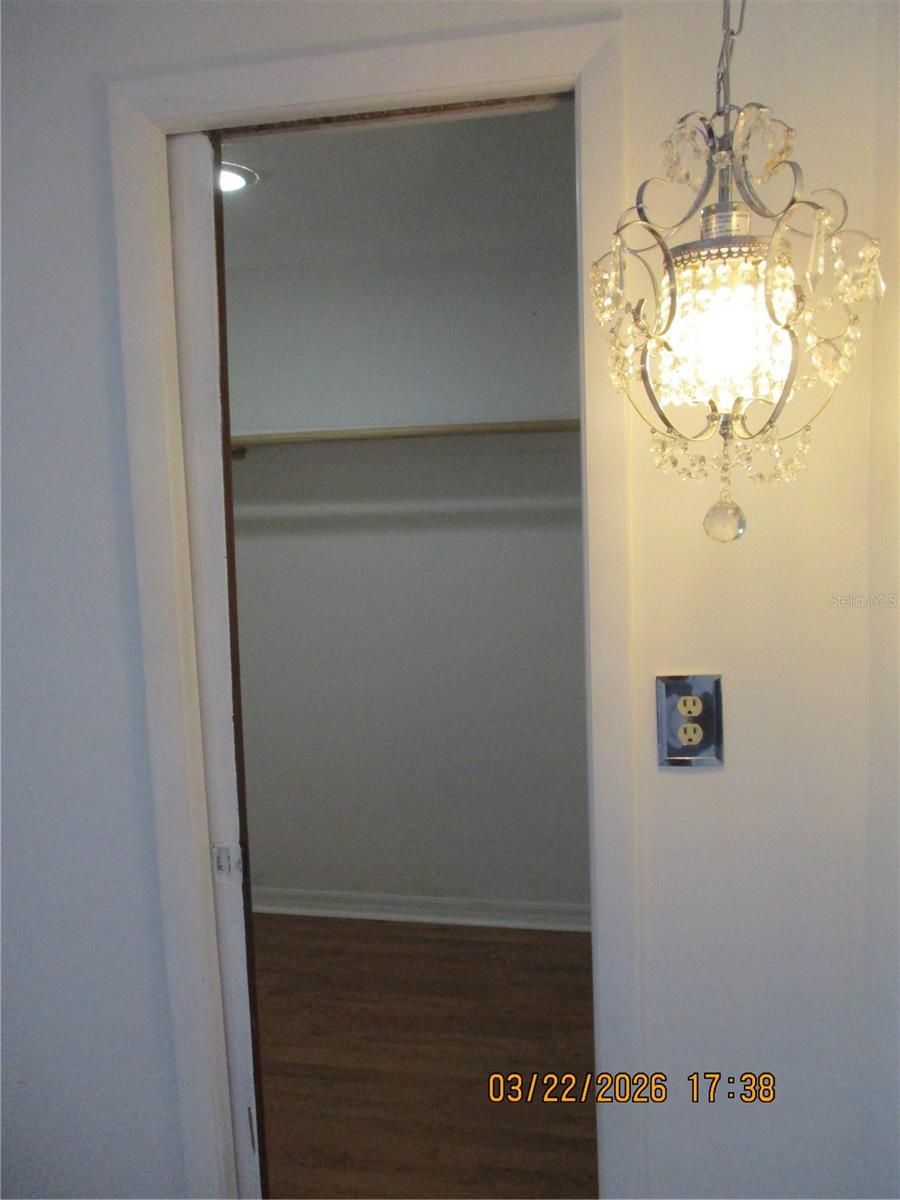 VIVA VILLAS 1ST ADD PHASE 1PB 15 PGS 130-131 LOT 1 - Residential