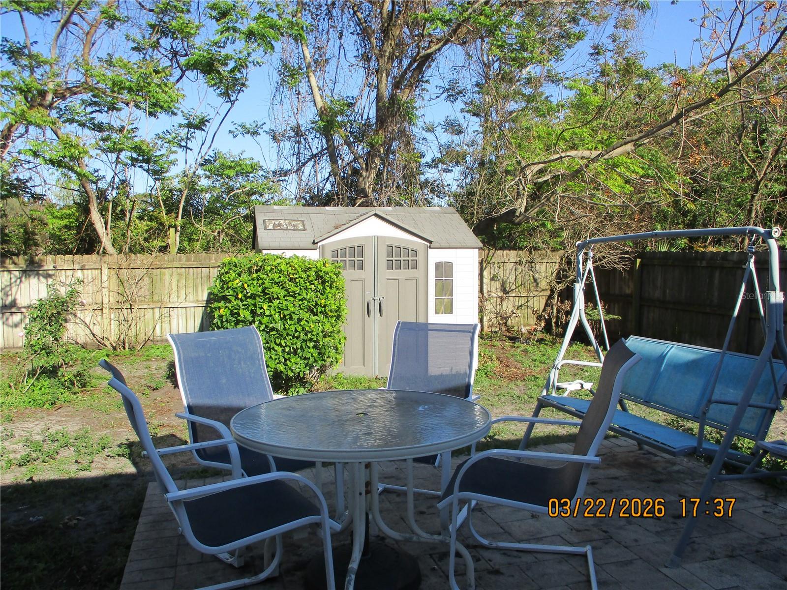 VIVA VILLAS 1ST ADD PHASE 1PB 15 PGS 130-131 LOT 1 - Residential