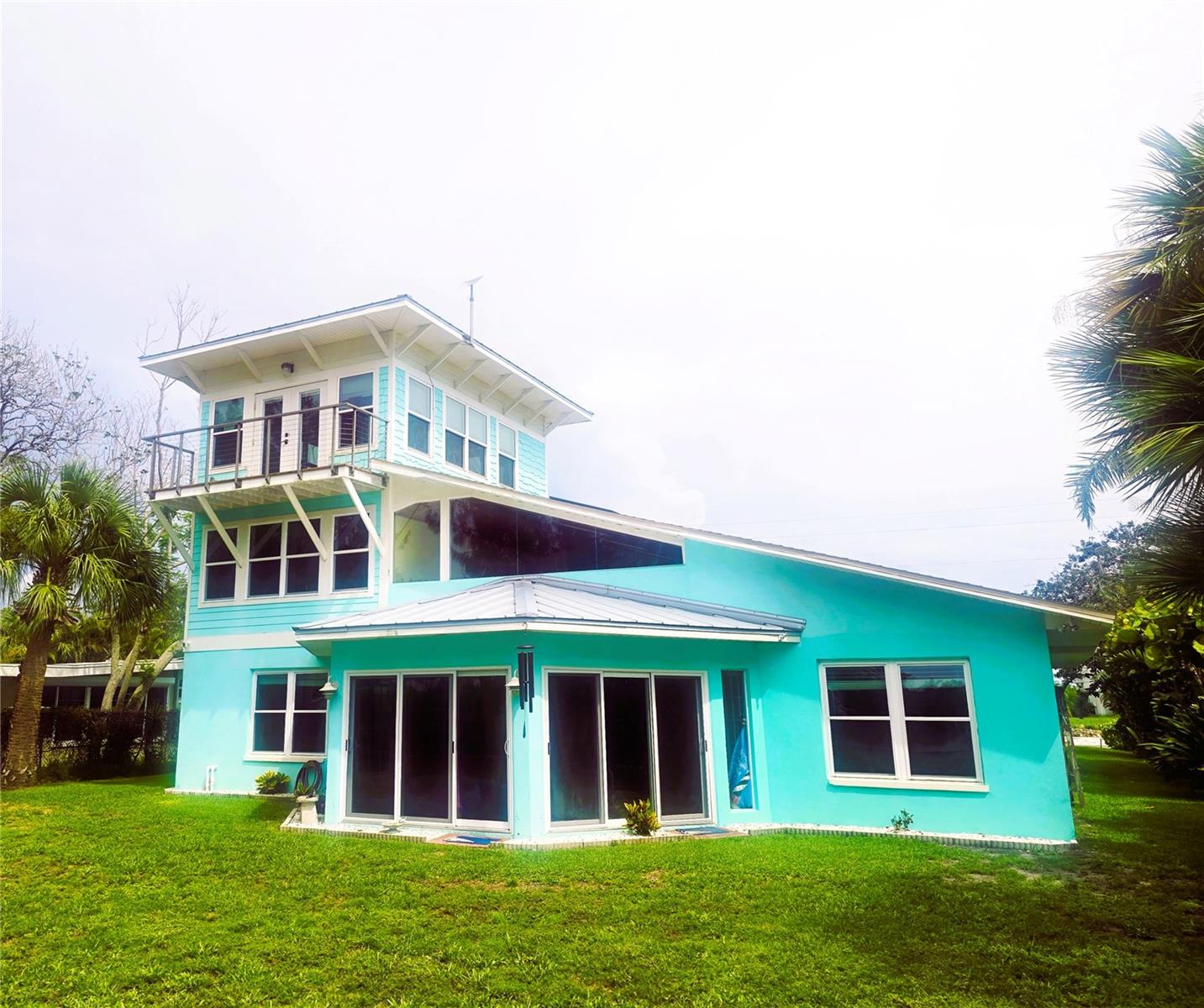 1626 SEA BREEZE DRIVE